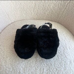 UGG Black Kids Fluff Yeah Slippers